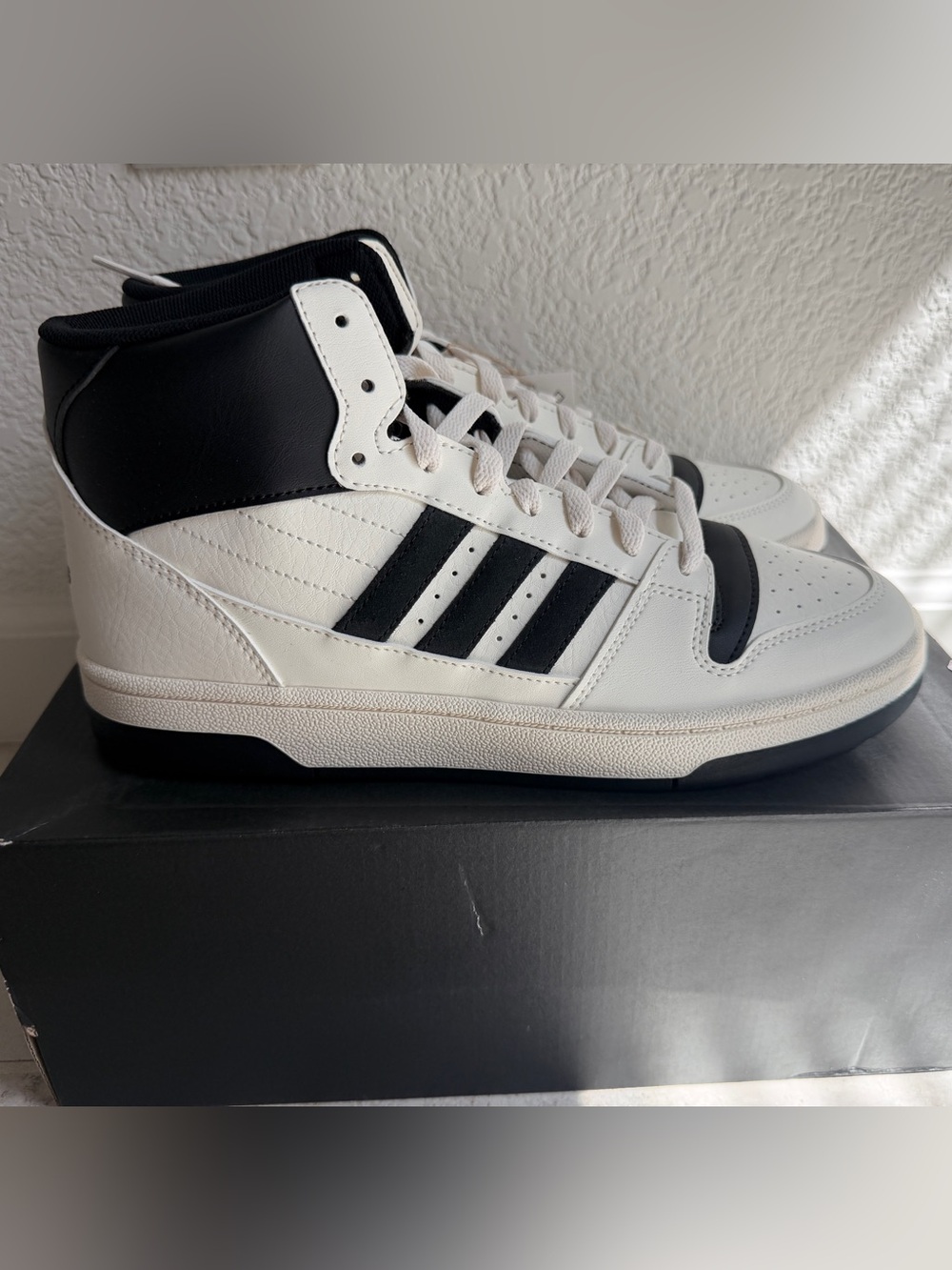 Adidas Break Start Mid W White/Black Women’s Size 9 – New With Box